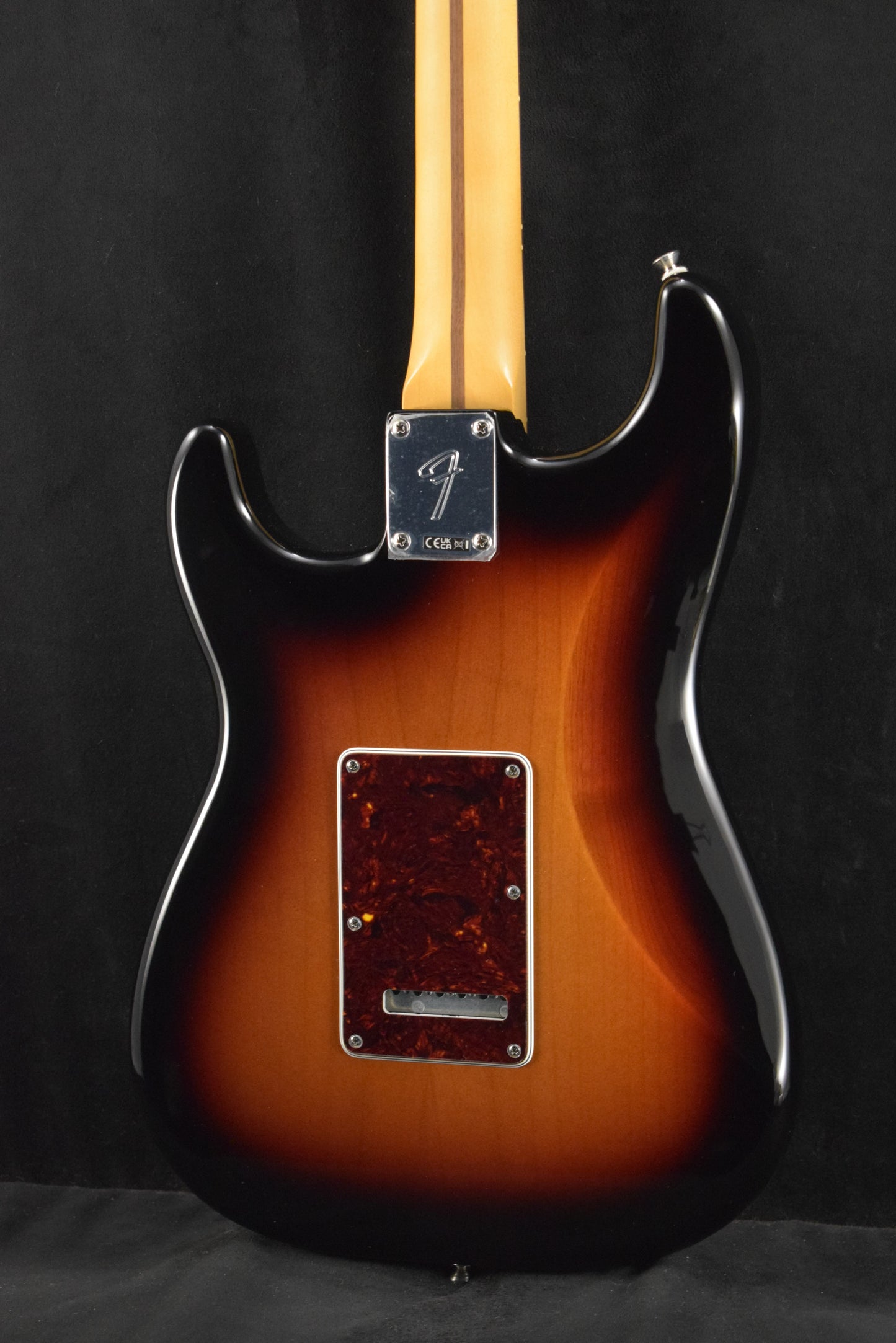 Fender FSR Player II Stratocaster 3-Color Sunburst Rosewood Fretboard