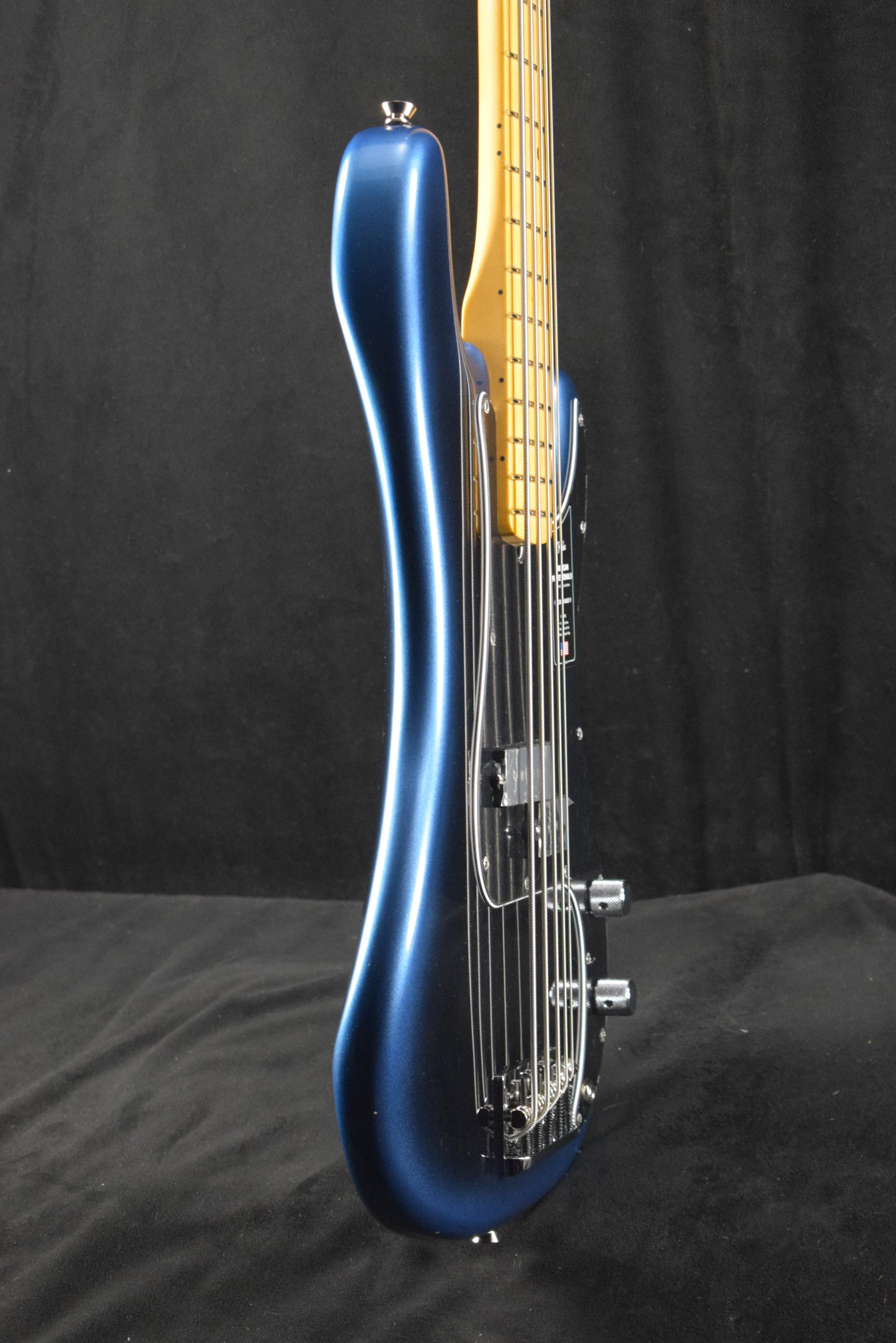 Fender American Professional II Precision Bass V Maple Fingerboard Dark Night