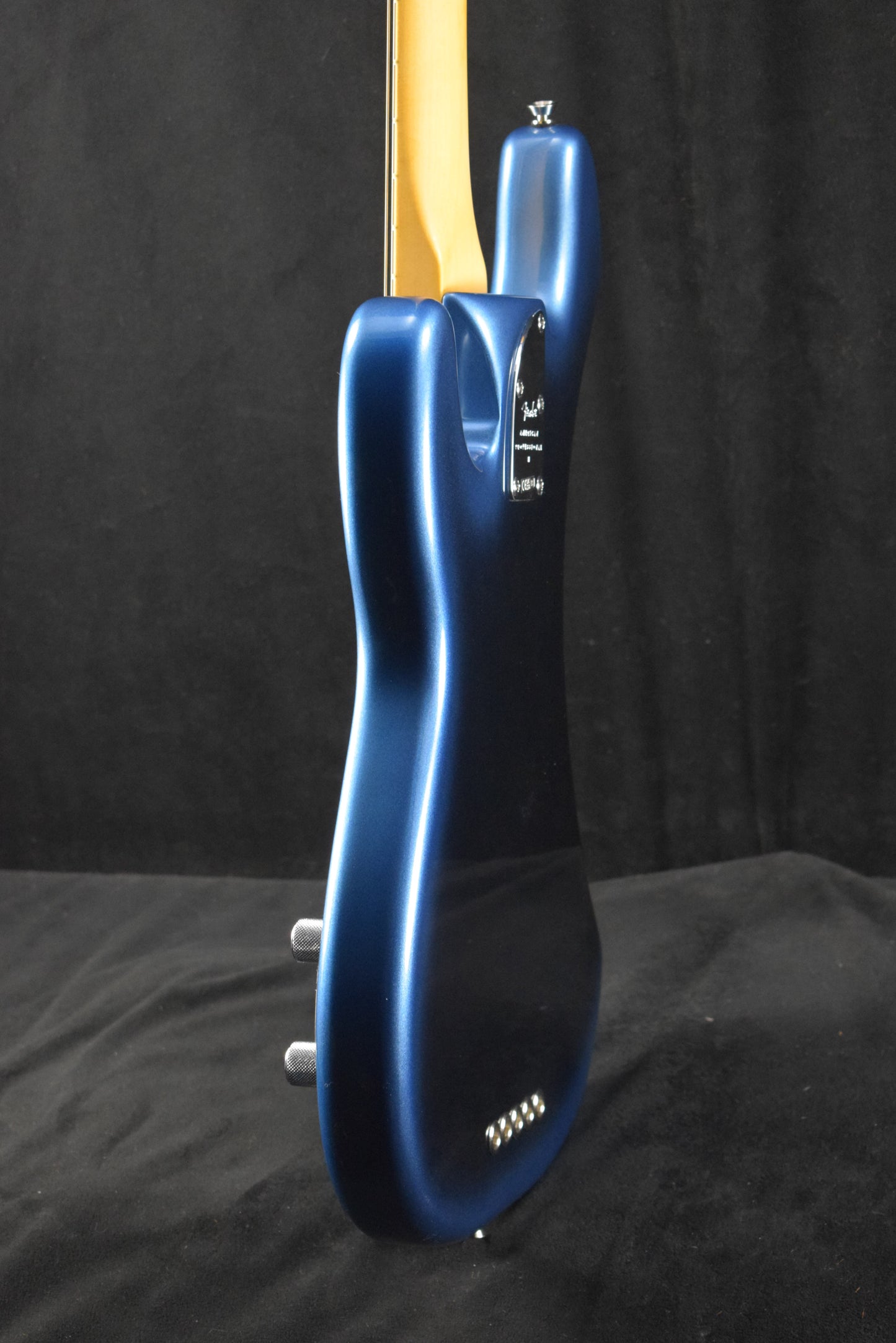 Fender American Professional II Precision Bass V Maple Fingerboard Dark Night