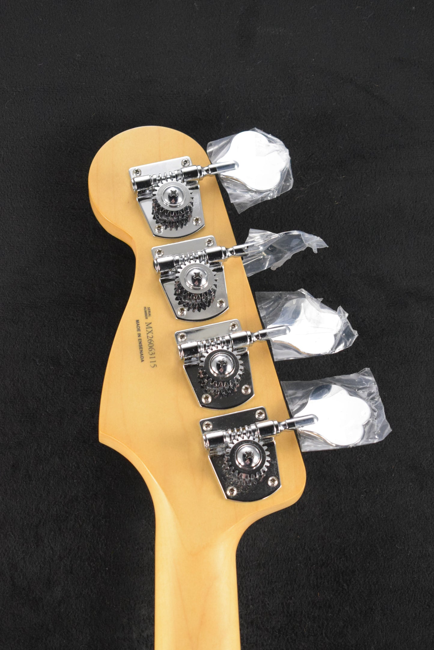 Fender Player II Jazz Bass Polar White Maple Fingerboard