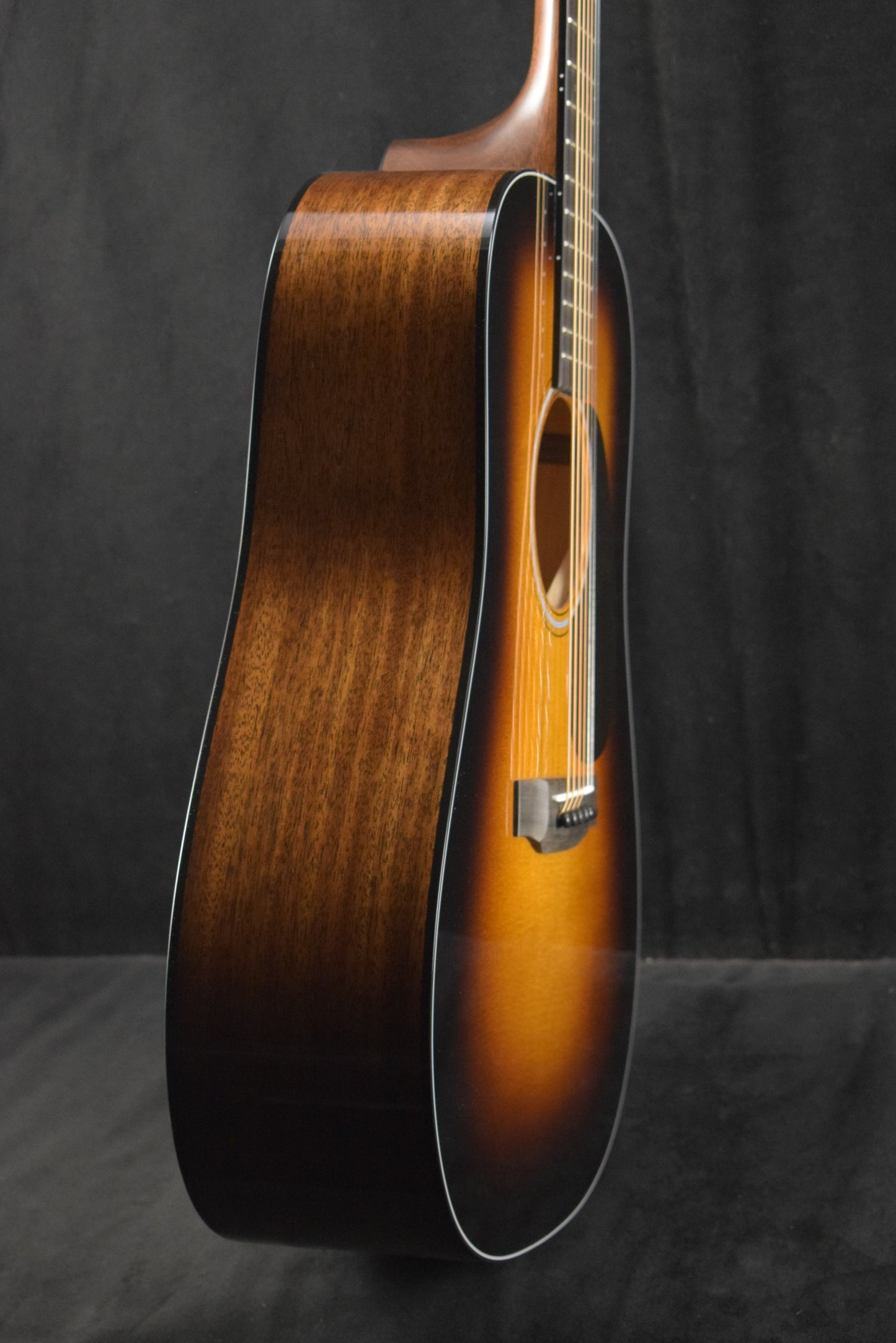 Martin D-18 Gloss 1935 Sunburst