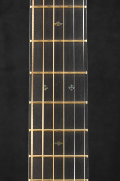 Martin 000-28E Modern Deluxe Acoustic-Electric Natural