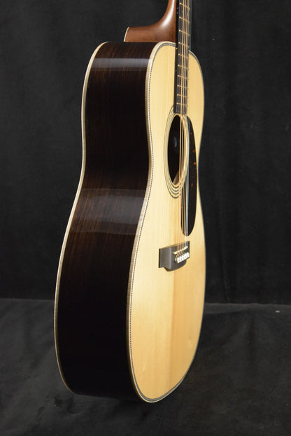Martin 000-28E Modern Deluxe Acoustic-Electric Natural