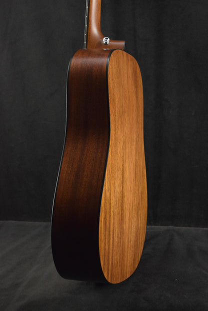 Martin D-16E-02 Mahogany