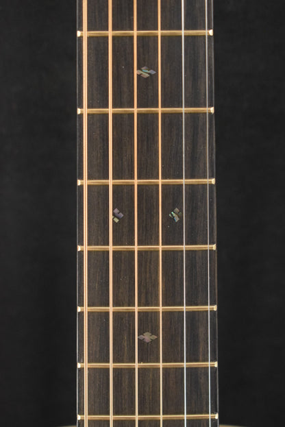 Martin 012-28 Modern Deluxe Natural