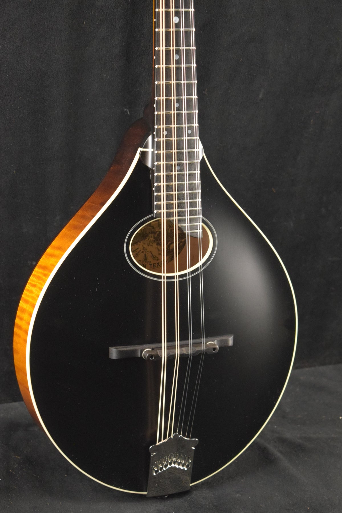 Collings MT O Satin Finish Oval Hole A-Style Mandolin