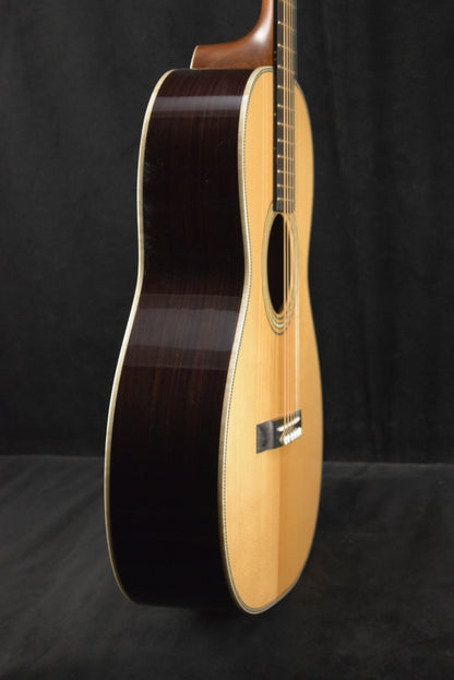 Martin 012-28 Modern Deluxe Natural