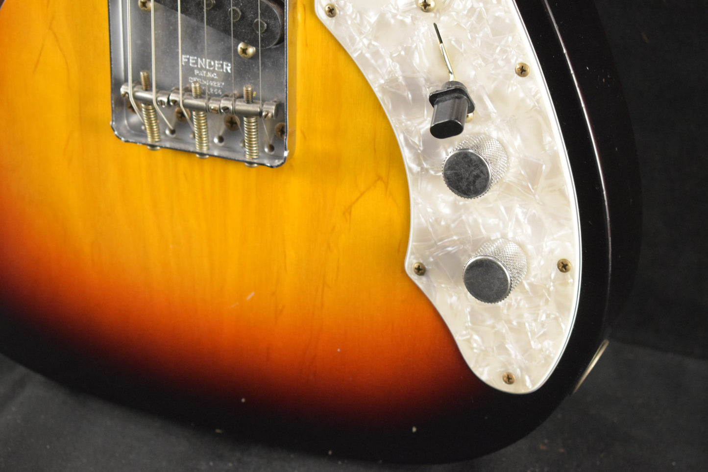 Fender '68 Tele Thinline Fiji Mahogany Journeyman Relic - 3-Color Sunburst