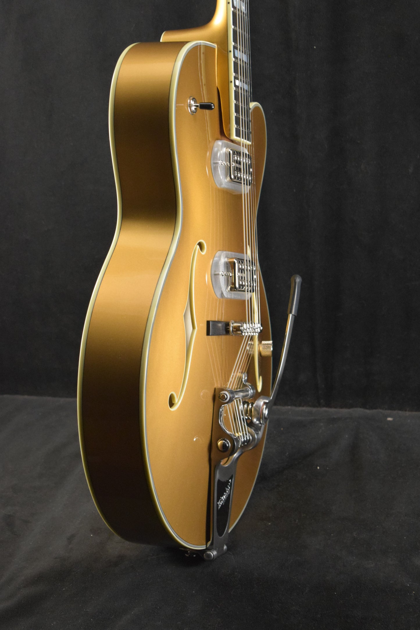 Eastman T58-GD 16" Archtop Tonerider Filtertrons Bigsby Truetone Gloss Gold