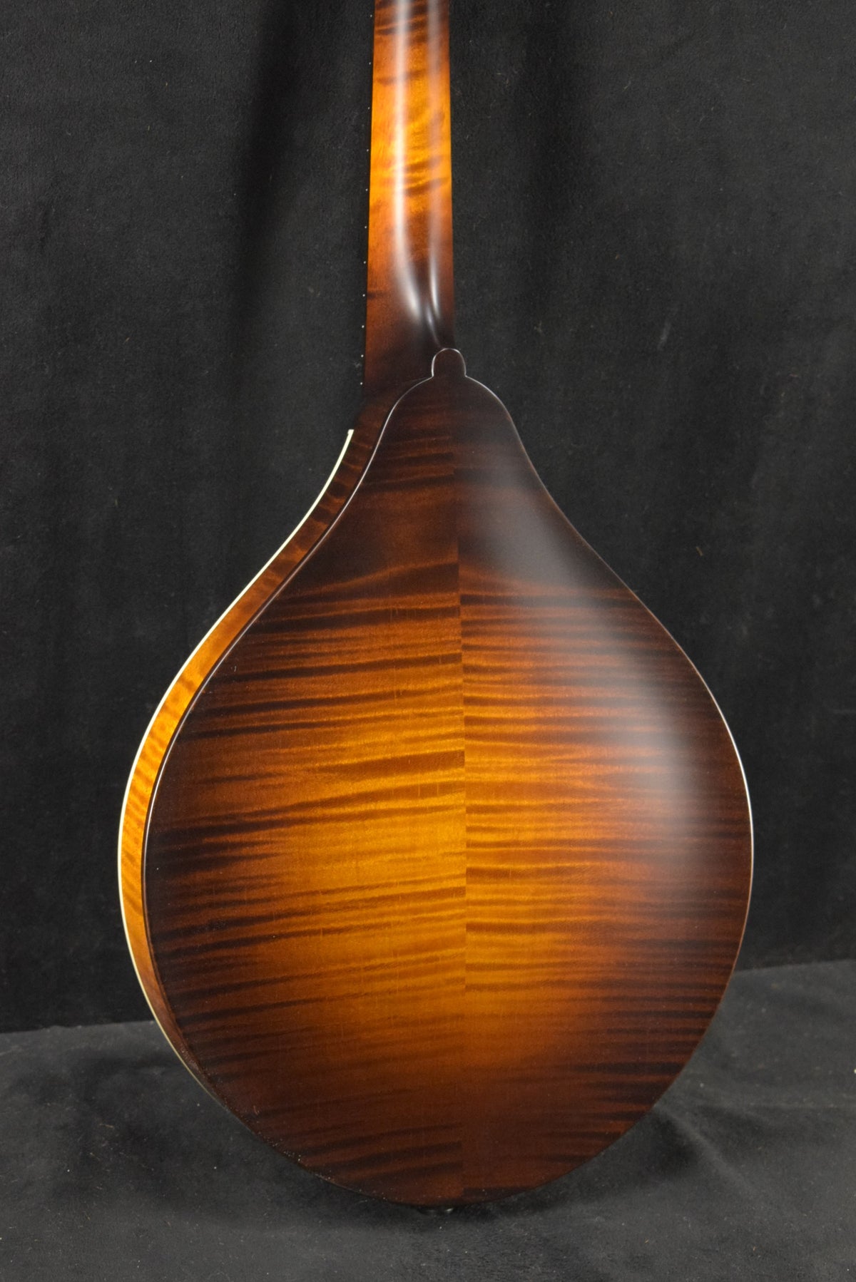 Collings MT O Satin Finish Oval Hole A-Style Mandolin
