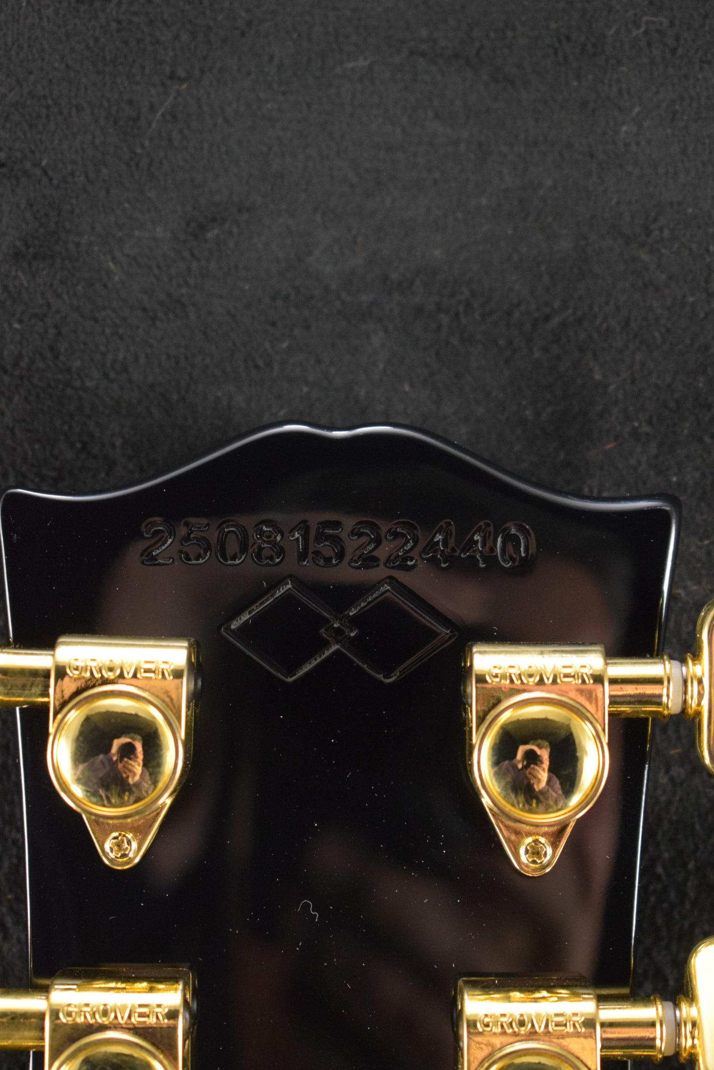 Epiphone IGC Les Paul Custom Ebony w/ Hardshell Case