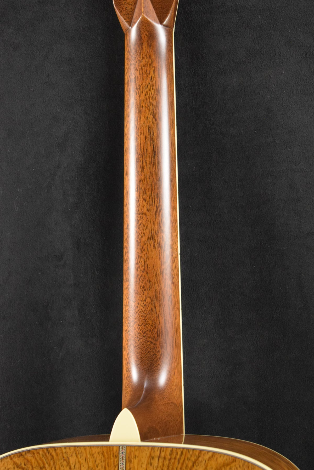 Martin Custom Shop Dreadnought Guatemalan Rosewood 1933 Ambertone