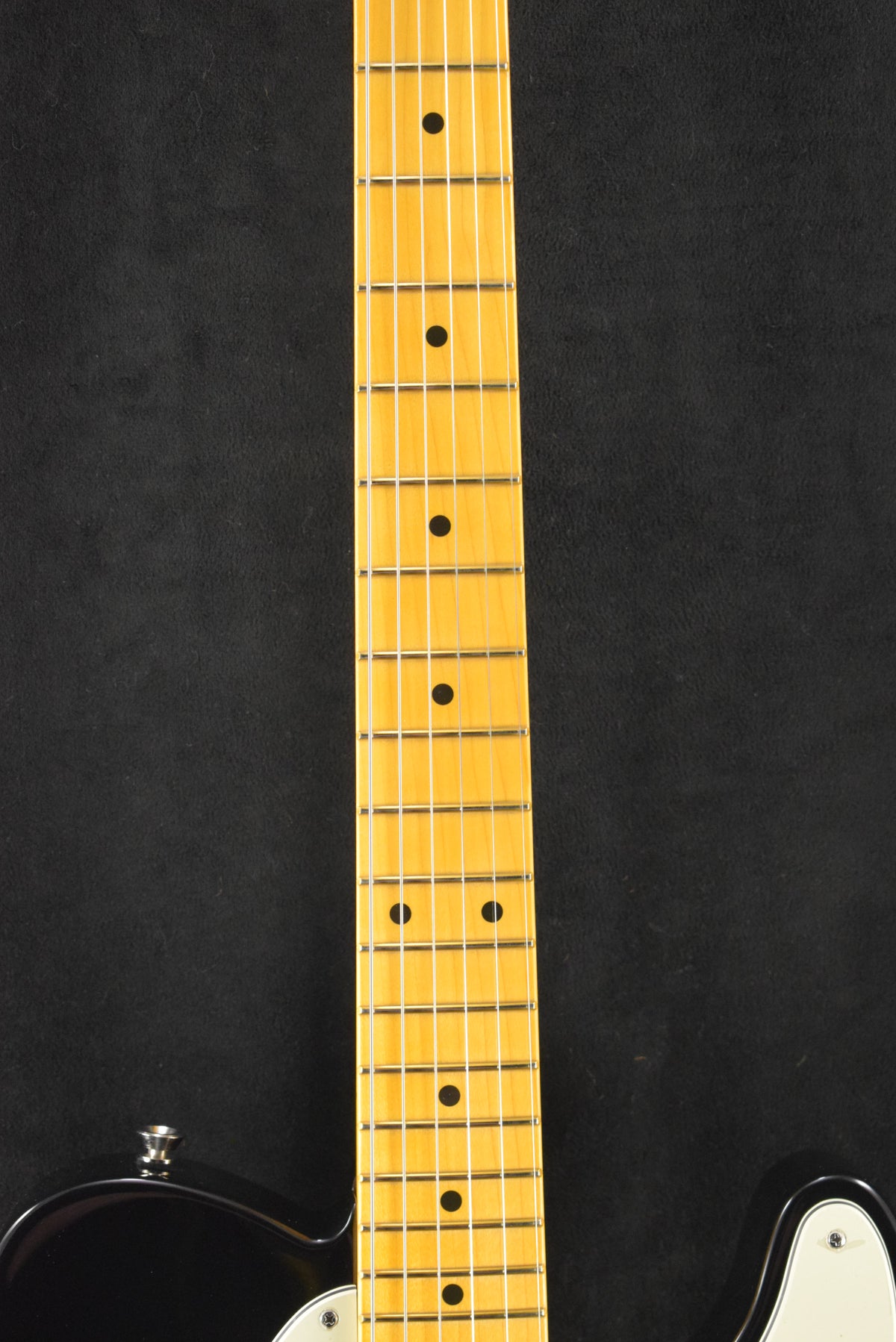 Fender American Professional Telecaster Black Maple Fingerboard