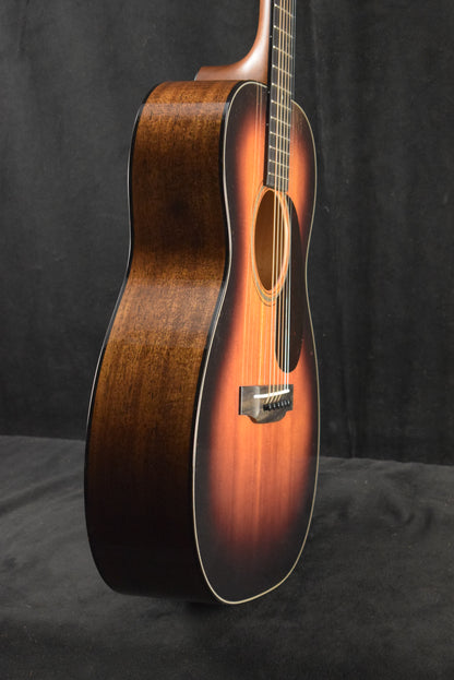 Martin 00-18 Joe Bonamassa 1937 Sunburst Top
