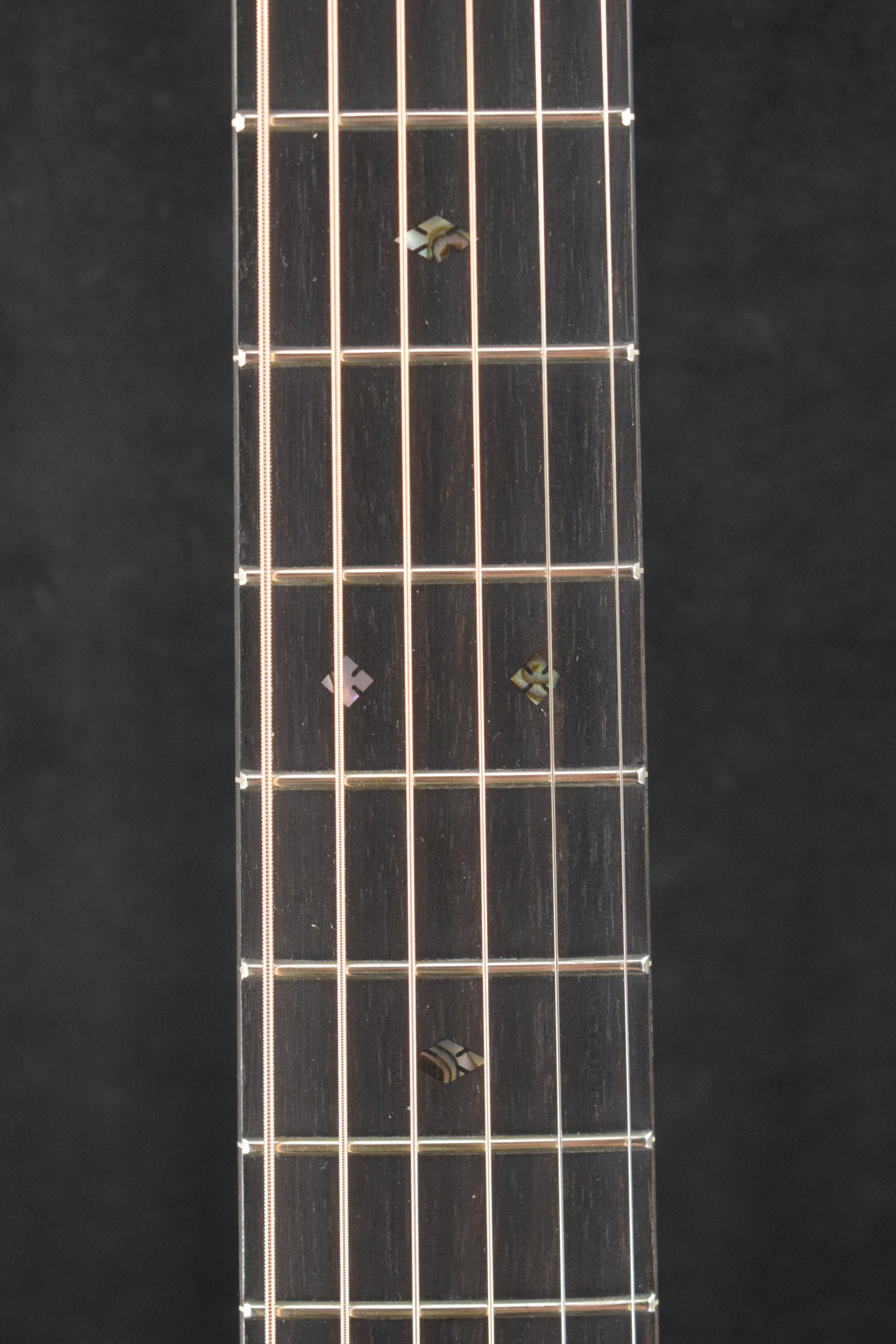 Eastman E20OM-TC-SB Orchestra Model Thermo-Cured Sunburst Truetone Gloss