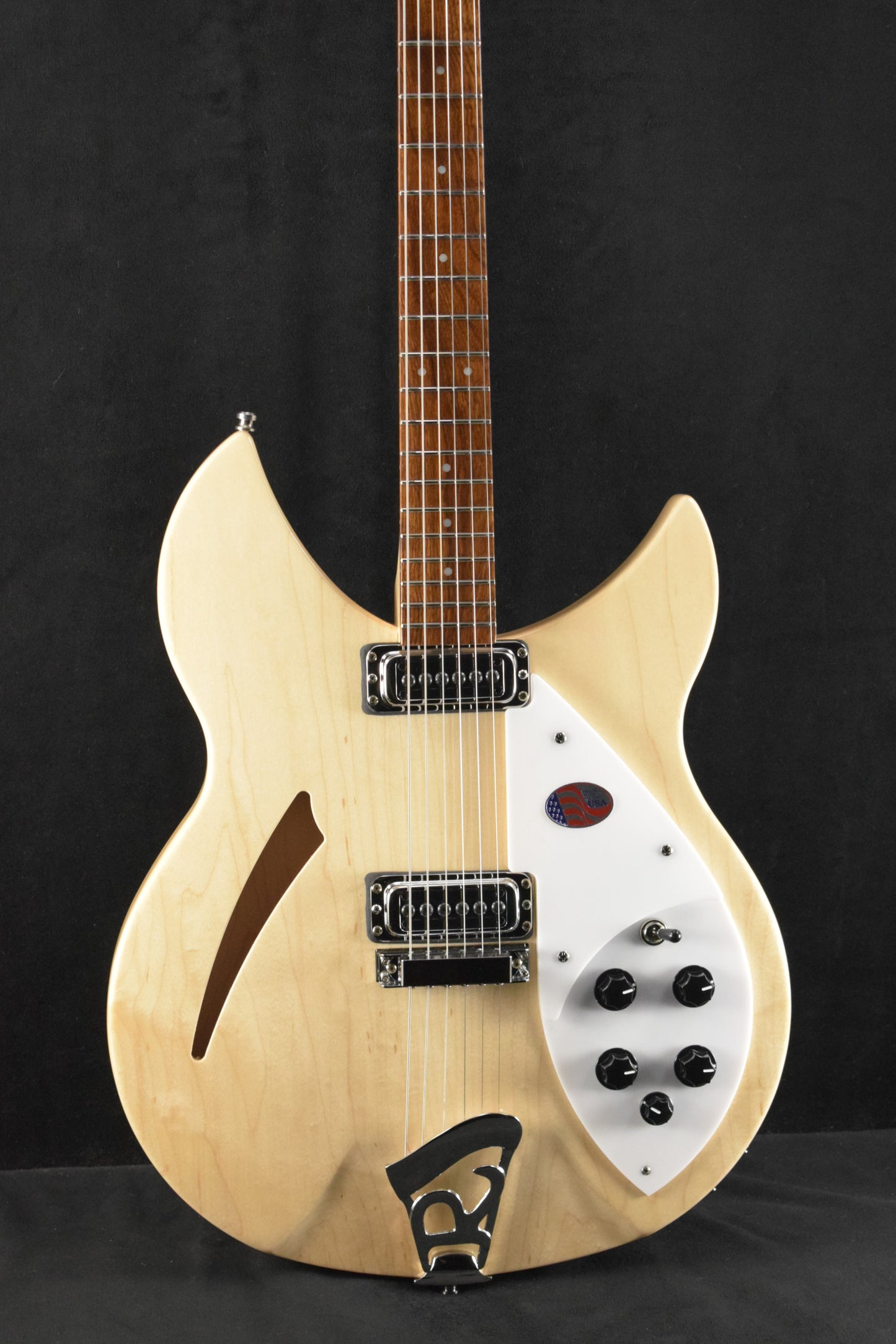 Rickenbacker 330 6-String Mapleglo