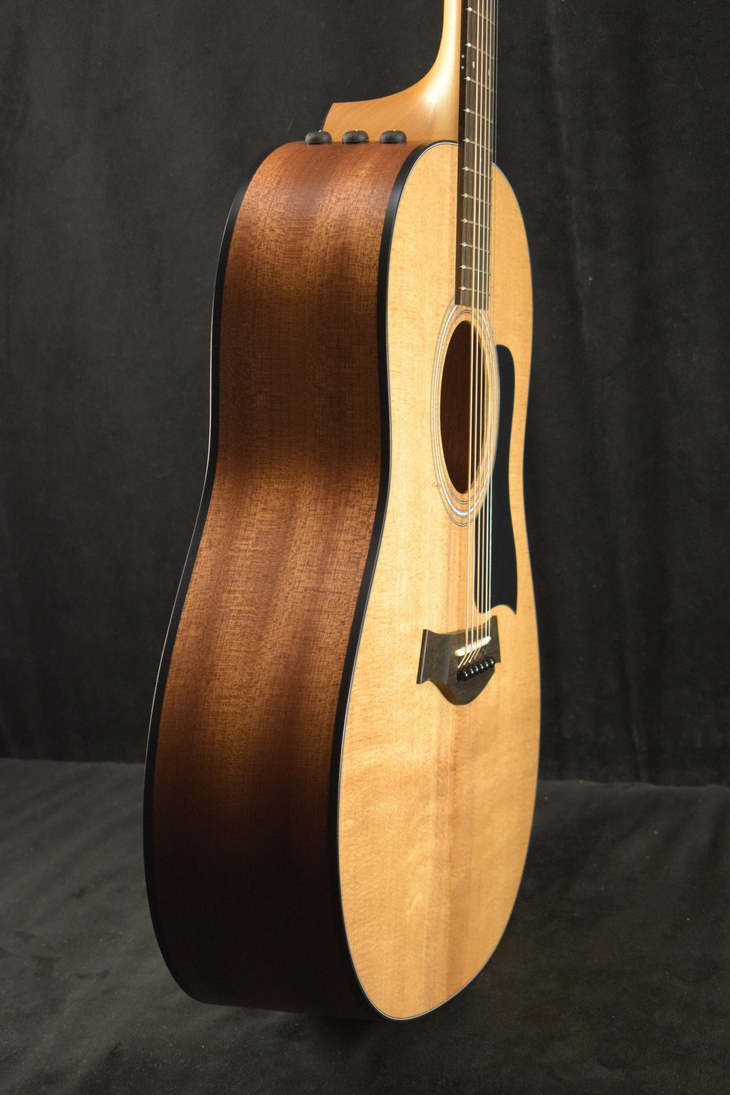 Taylor 117e Grand Pacific Dreadnought Natural Satin
