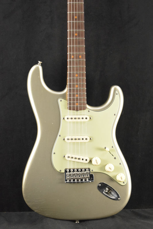 Fender '64 Stratocaster Journeyman Relic w/Closet Classic Hardware Aged Inca Silver