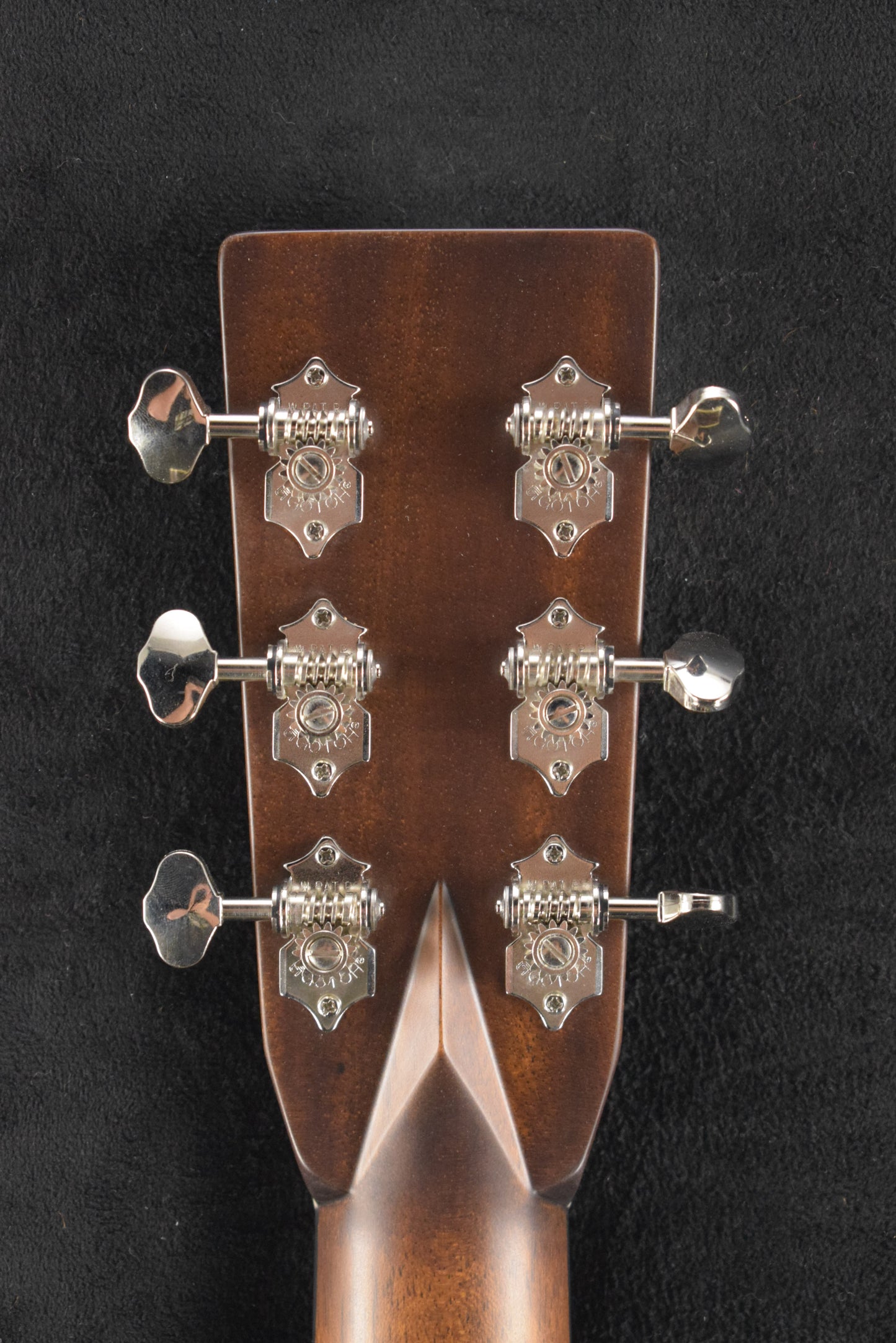 Eastman E20OM-TC-SB Orchestra Model Thermo-Cured Sunburst Truetone Gloss