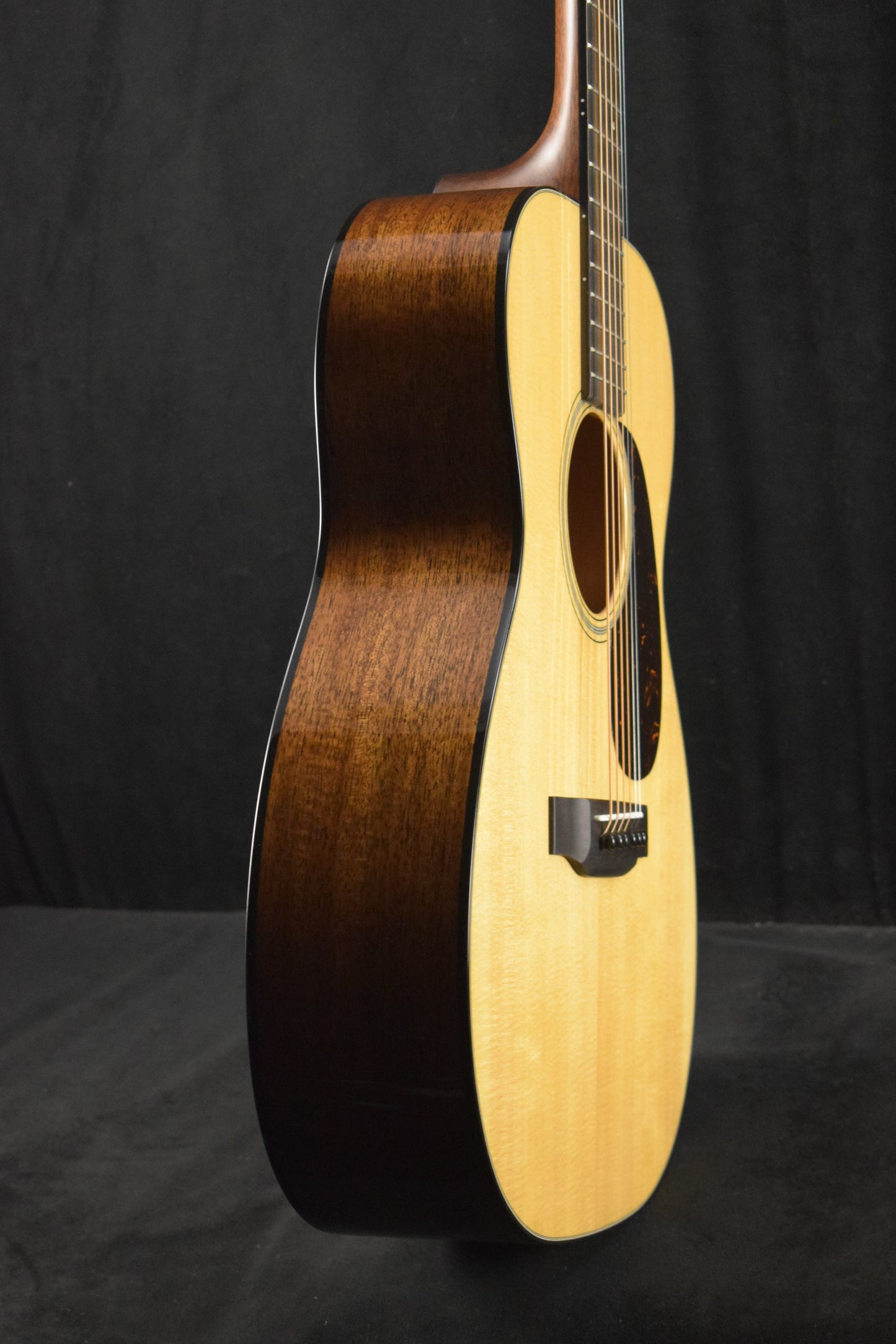 Martin 00-18 Natural