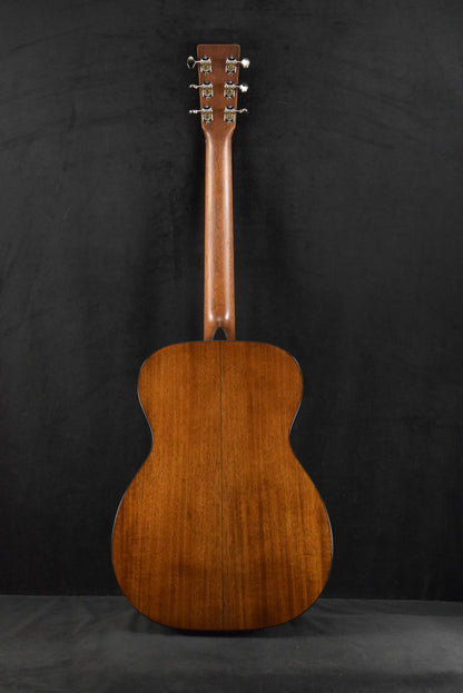 Martin 00-18 Natural