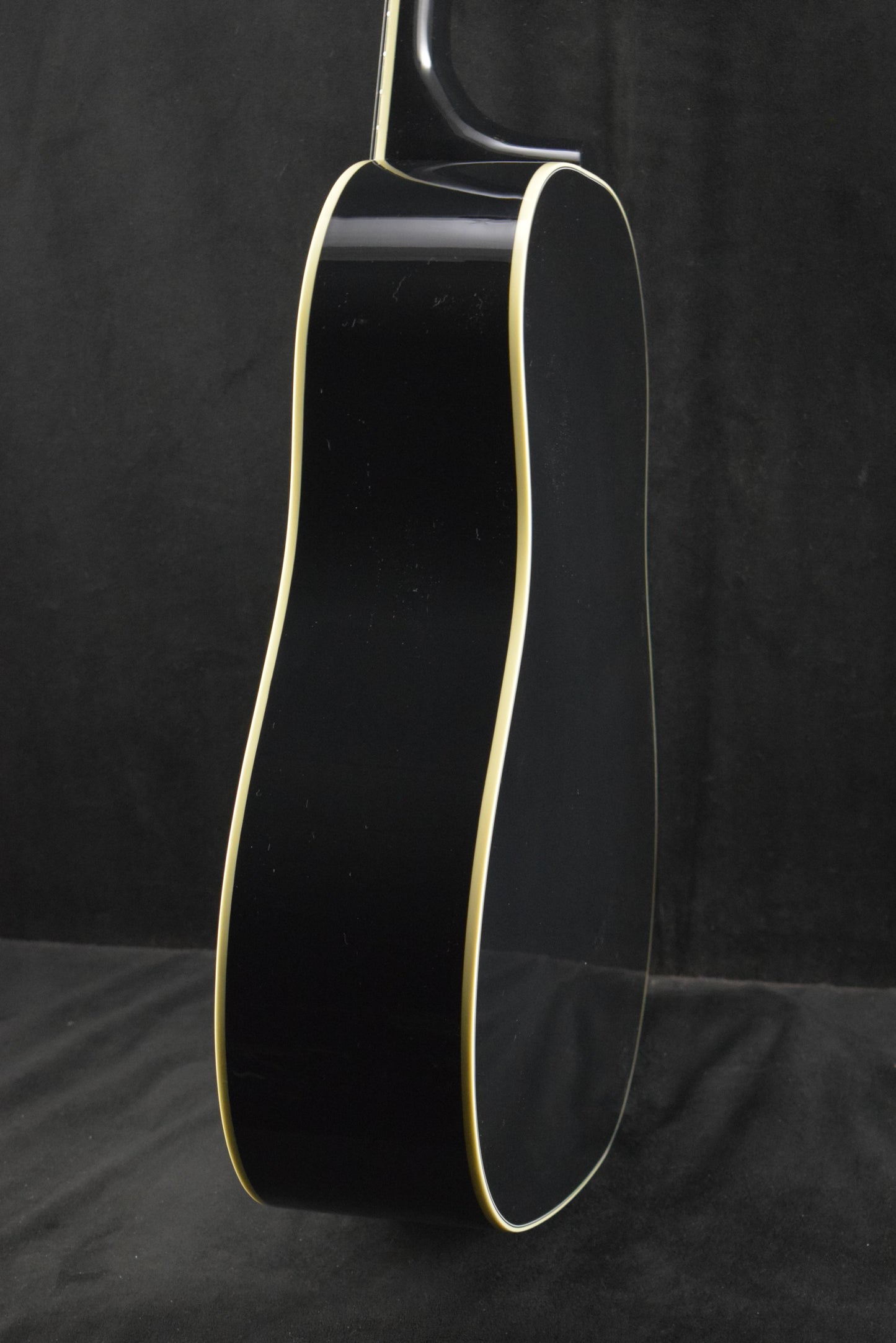 Gibson Custom Shop J-45 Custom Ebony