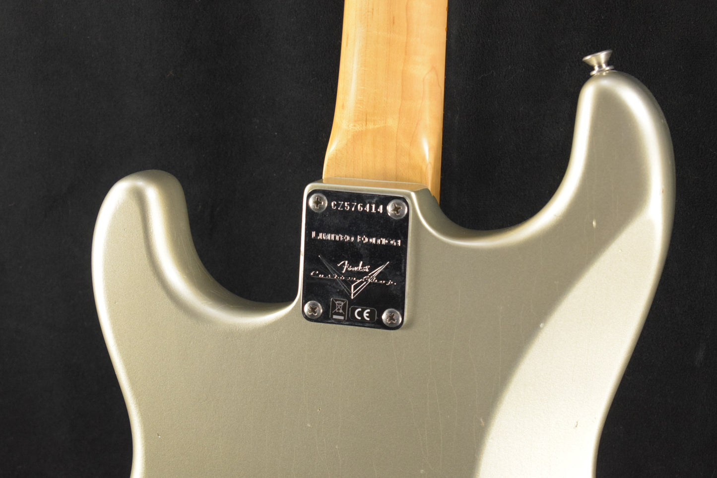 Fender '64 Stratocaster Journeyman Relic w/Closet Classic Hardware Aged Inca Silver