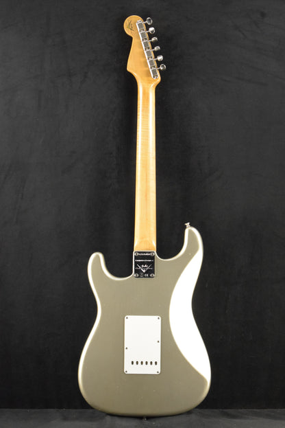 Fender '64 Stratocaster Journeyman Relic w/Closet Classic Hardware Aged Inca Silver