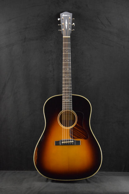 Eastman E22SS/V-SB Sloped Shoulder Dreadnought Antique Varnish Sunburst