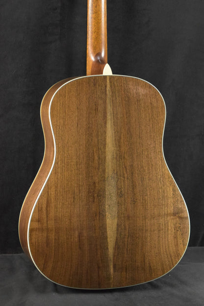 Eastman E22SS/V-SB Sloped Shoulder Dreadnought Antique Varnish Sunburst