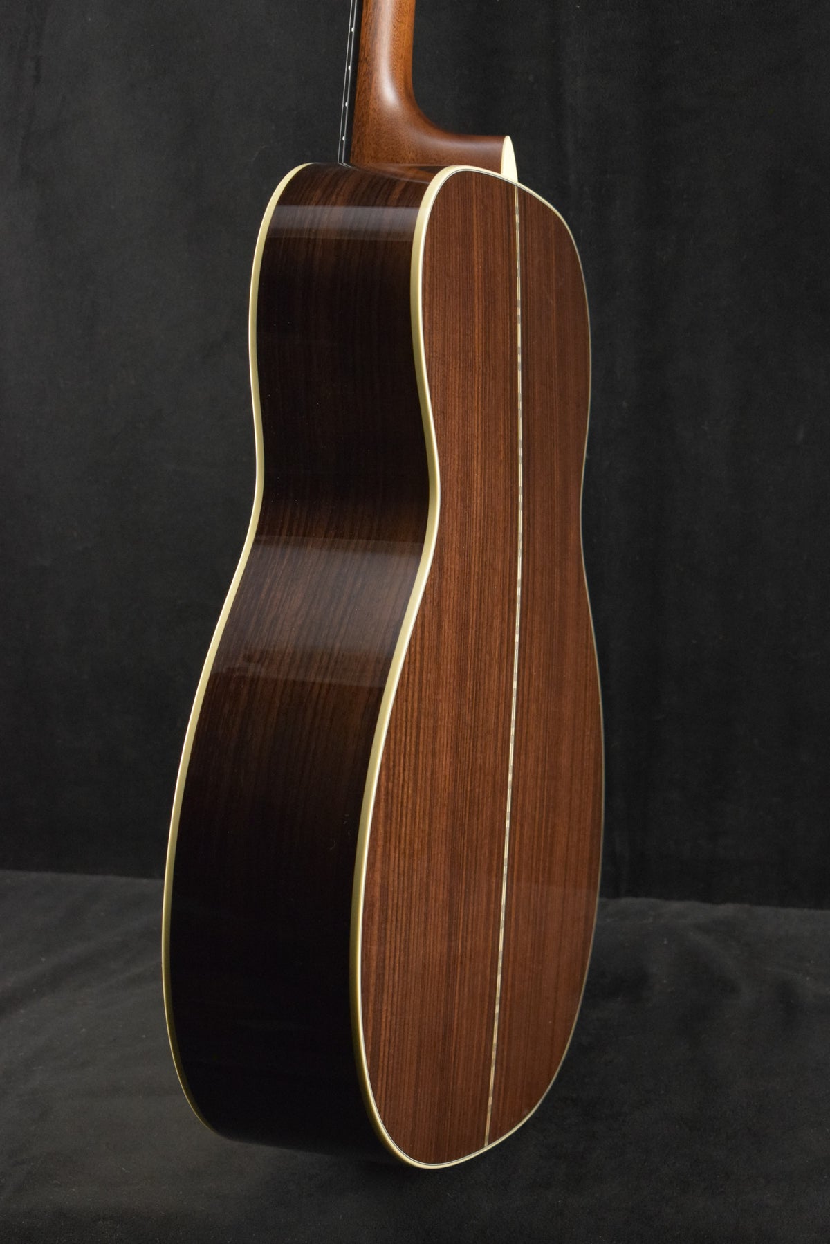 Martin M-28 M/0000 14-Fret Natural