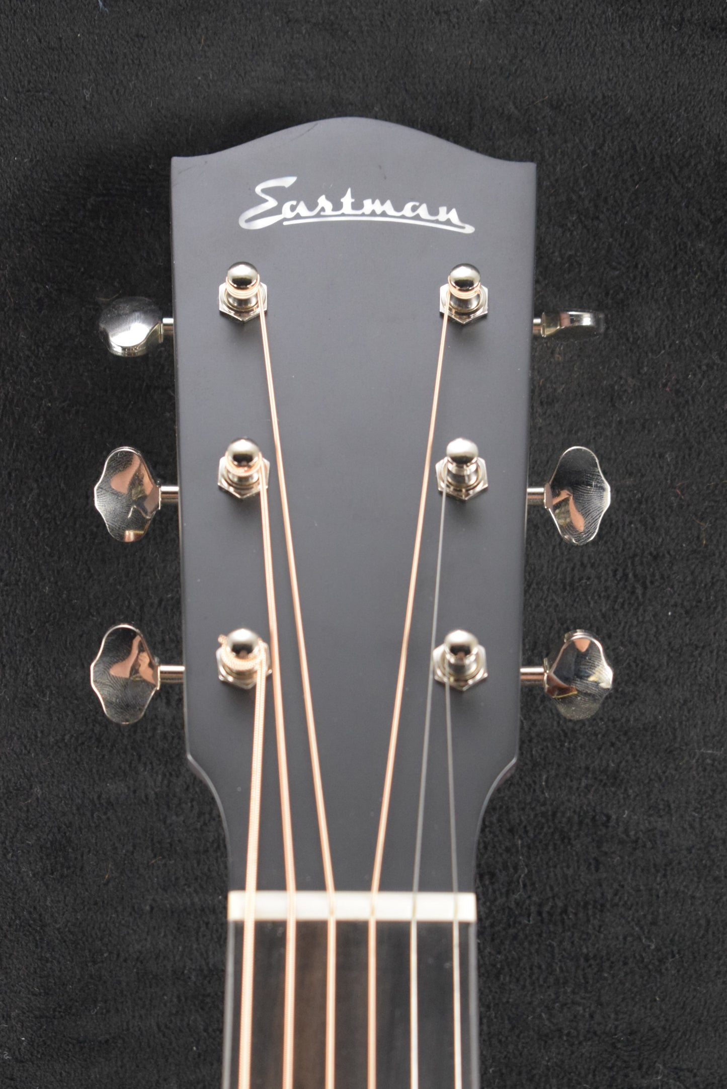 Eastman E10SS-TC Thermo Cured Slope Shoulder Dreadnought Sunburst Truetone Gloss