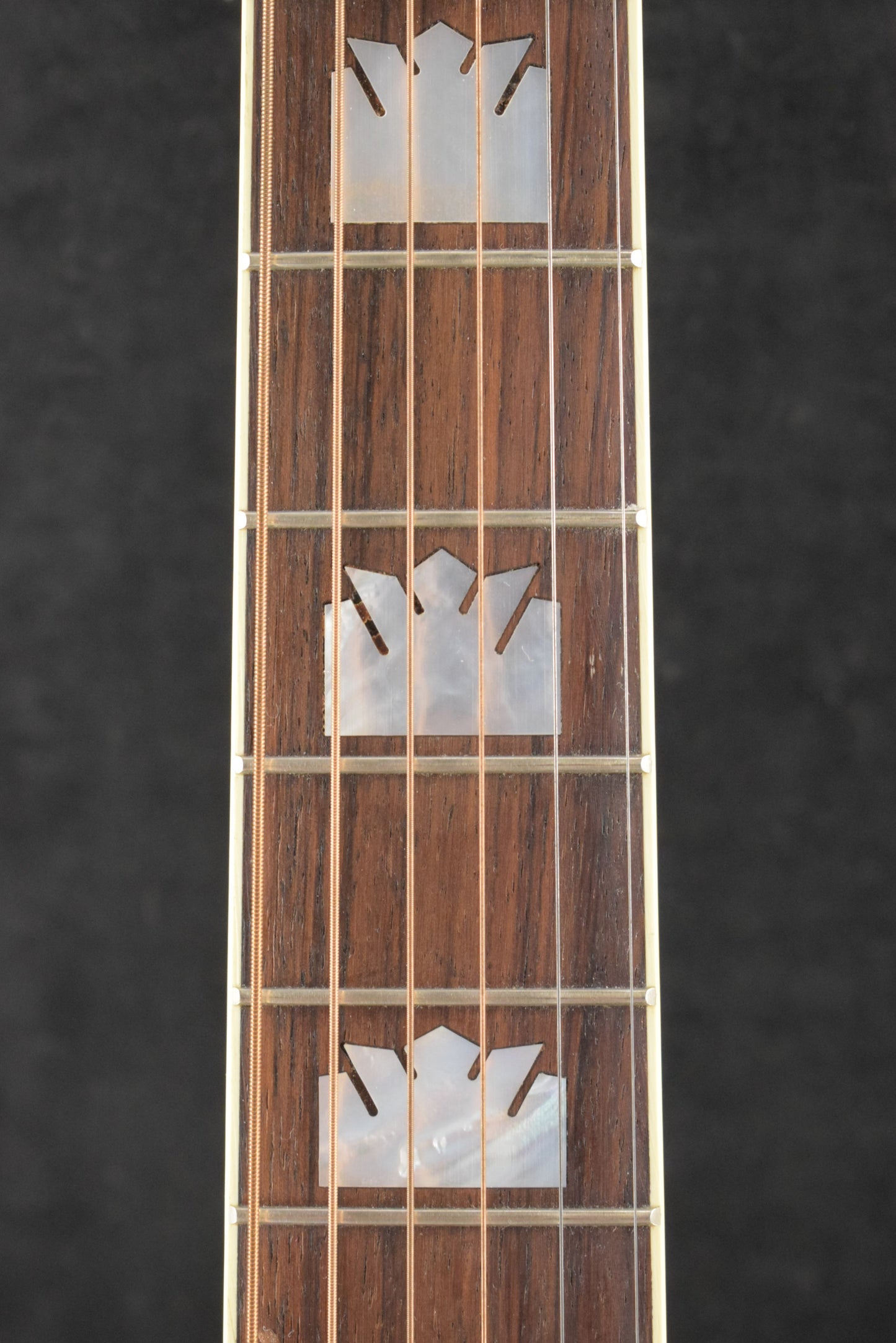 Gibson SJ-200 Standard Wine Red
