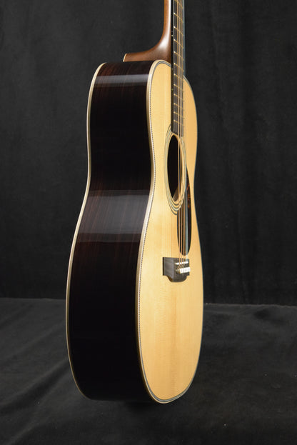 Martin OM-28 Modern Deluxe Natural