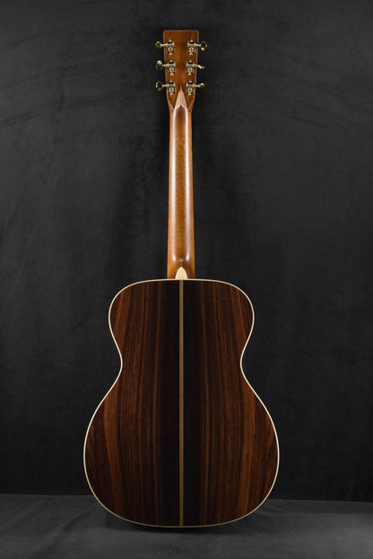 Martin OM-28 Modern Deluxe Natural