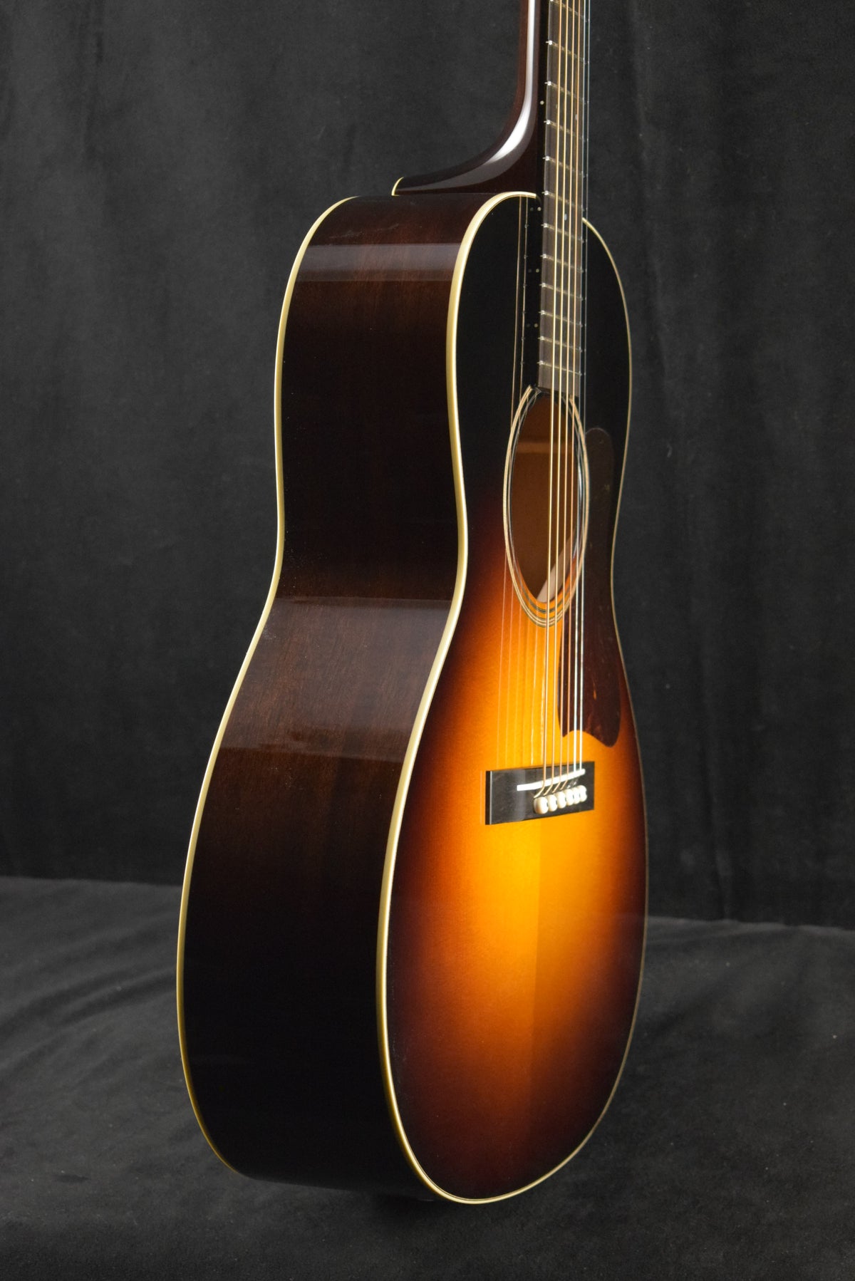 Collings C10 Traditional Parlor Adirondack Spruce Sunburst Top