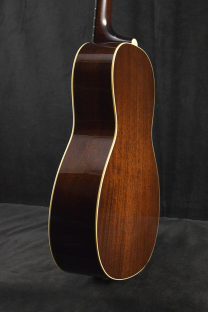 Collings C10 Traditional Parlor Adirondack Spruce Sunburst Top