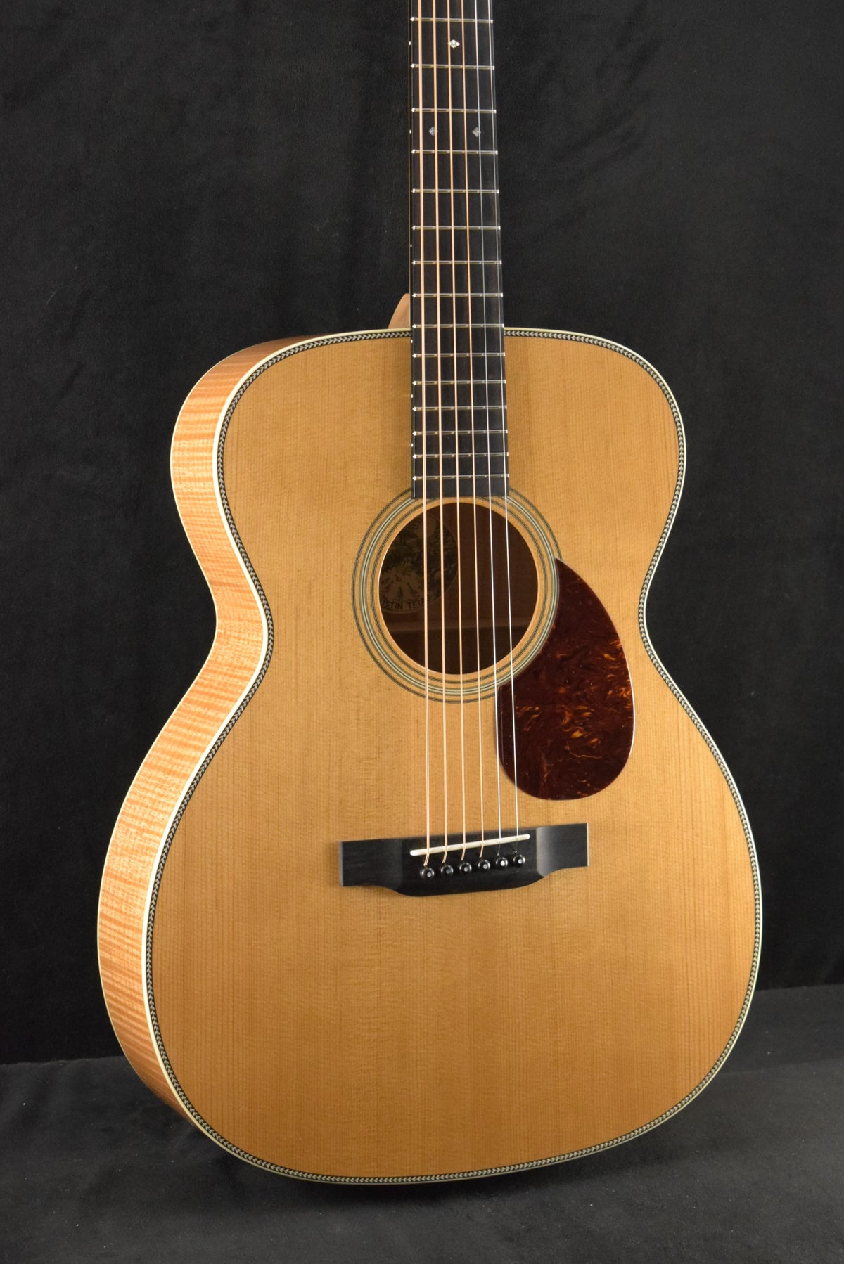 Collings OM2H Orchestra Model Maple B&S Sitka Spruce Top (Baked)