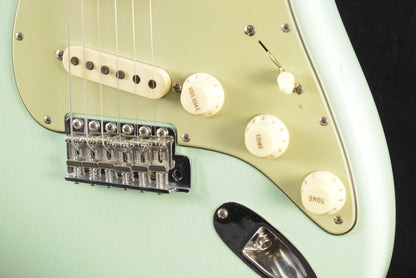 Fender '64 Stratocaster Journeyman Relic with Closet Classic Hardware - Faded Aged Surf Green