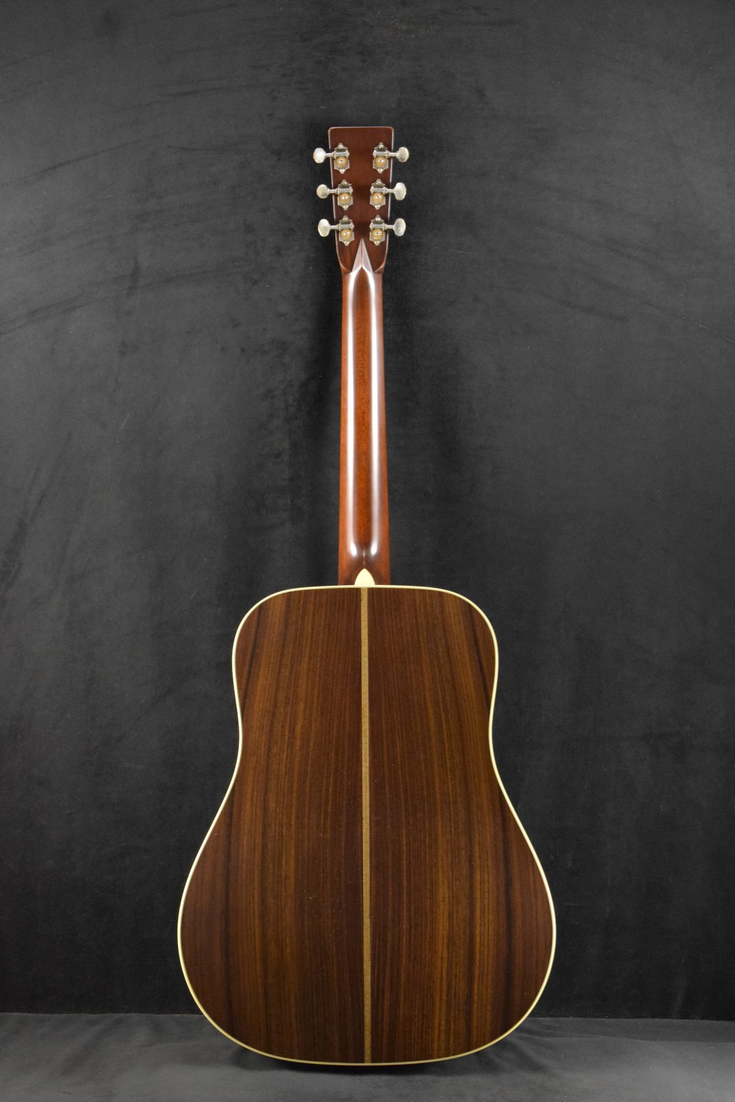 Martin Custom Shop D-28 Authentic 1937 Stage 1 Aging Ambertone