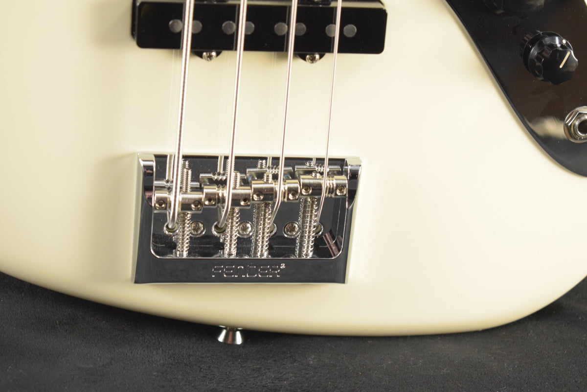 Fender American Professional Jazz Bass Olympic White Maple Fingerboard