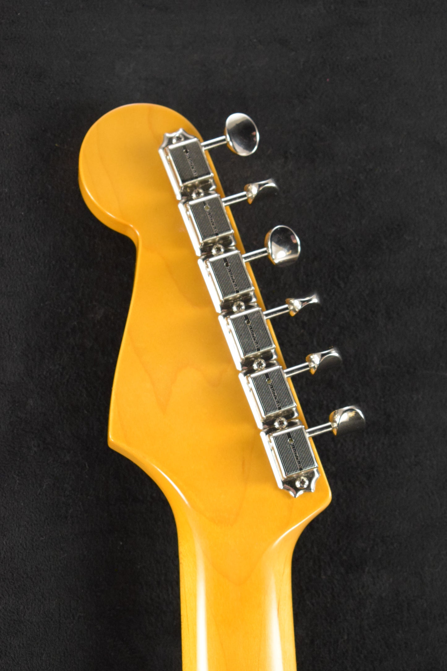 Fender American Vintage II 1965 Stratocaster Sonic Blue Round-Lam Rosewood Fingerboard