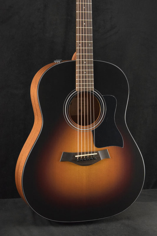 Taylor 117e Special Edition Grand Pacific Dreadnought Dark Tobacco Teardrop Satin