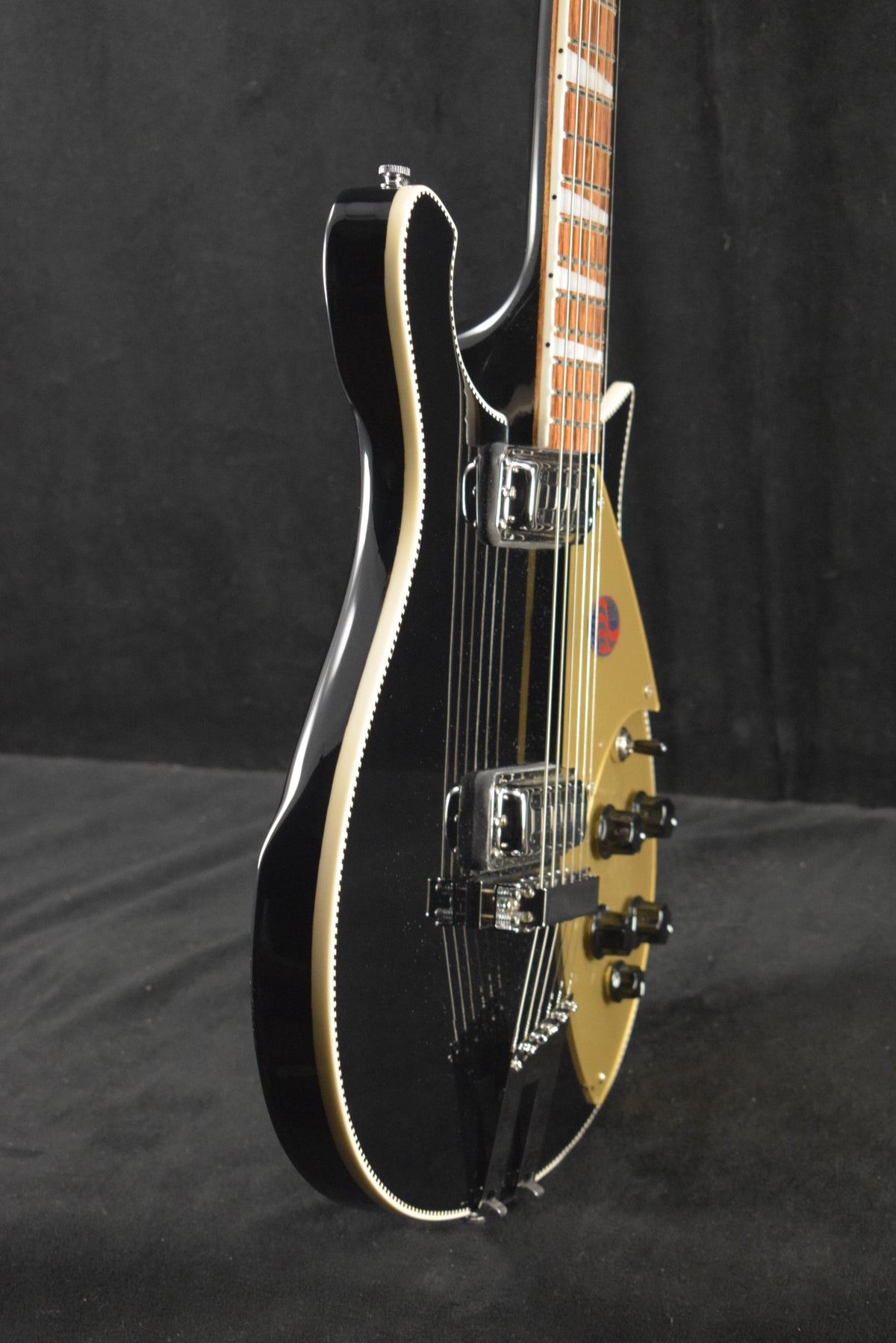 Rickenbacker 660 6-String Jetglo