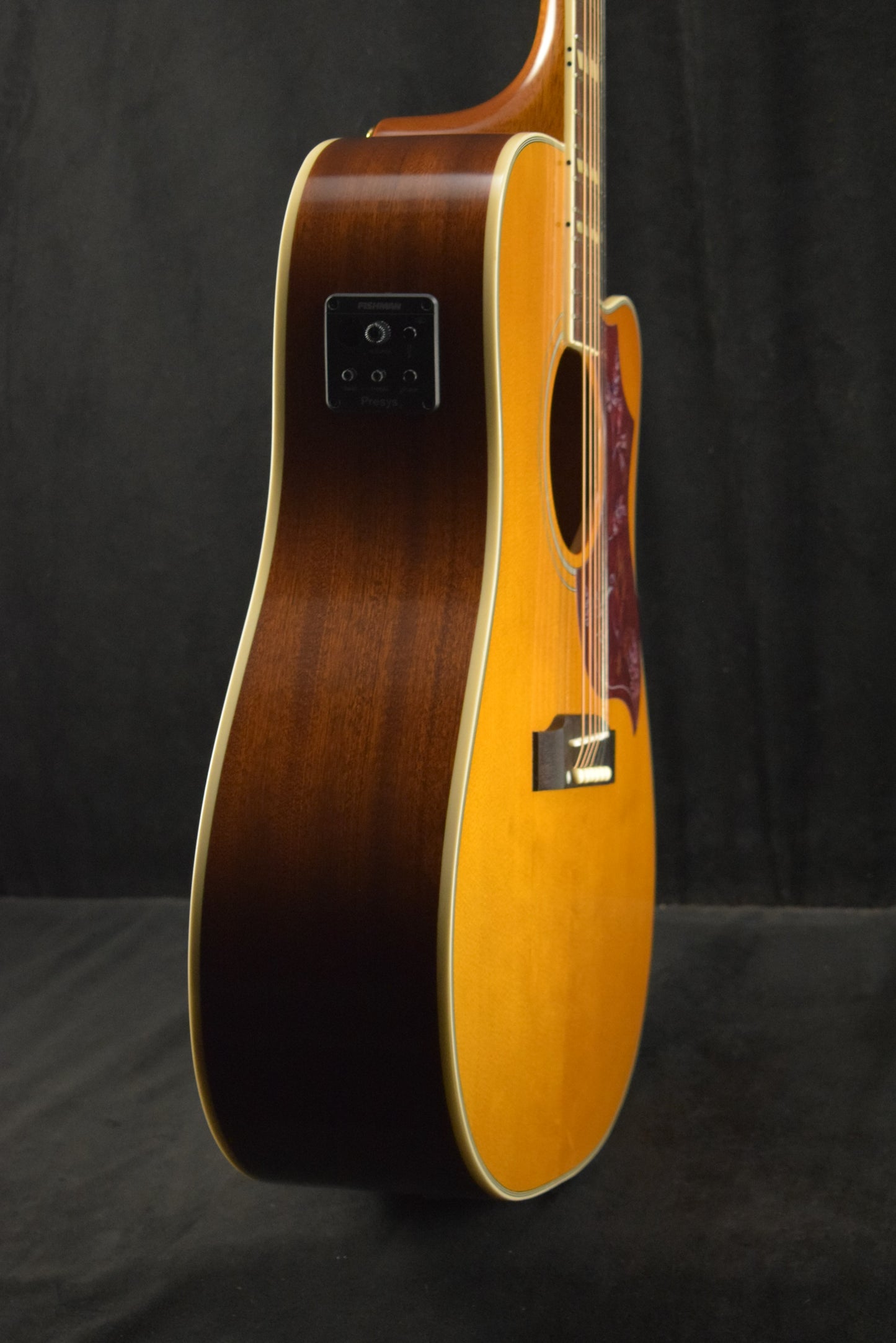 Epiphone Hummingbird Standard EC Electric Cutaway Natural w/ Premium Gig Bag