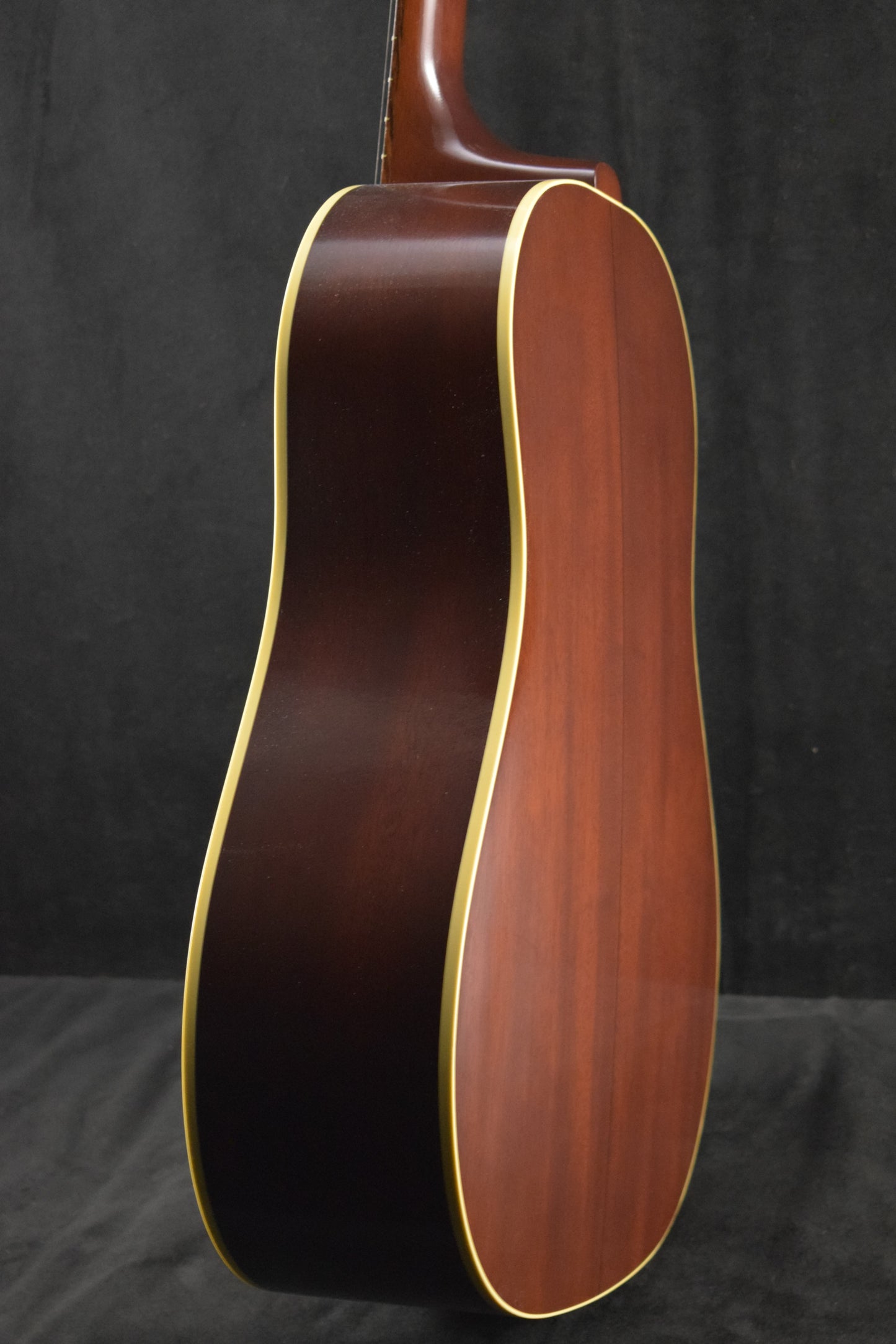 Gibson Custom Shop 1936 J-35 Vintage Sunburst