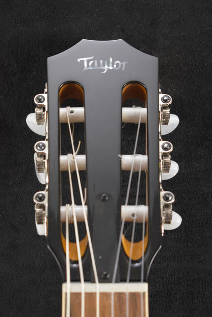 Taylor 812ce-N Nylon-String 12-Fret Natural