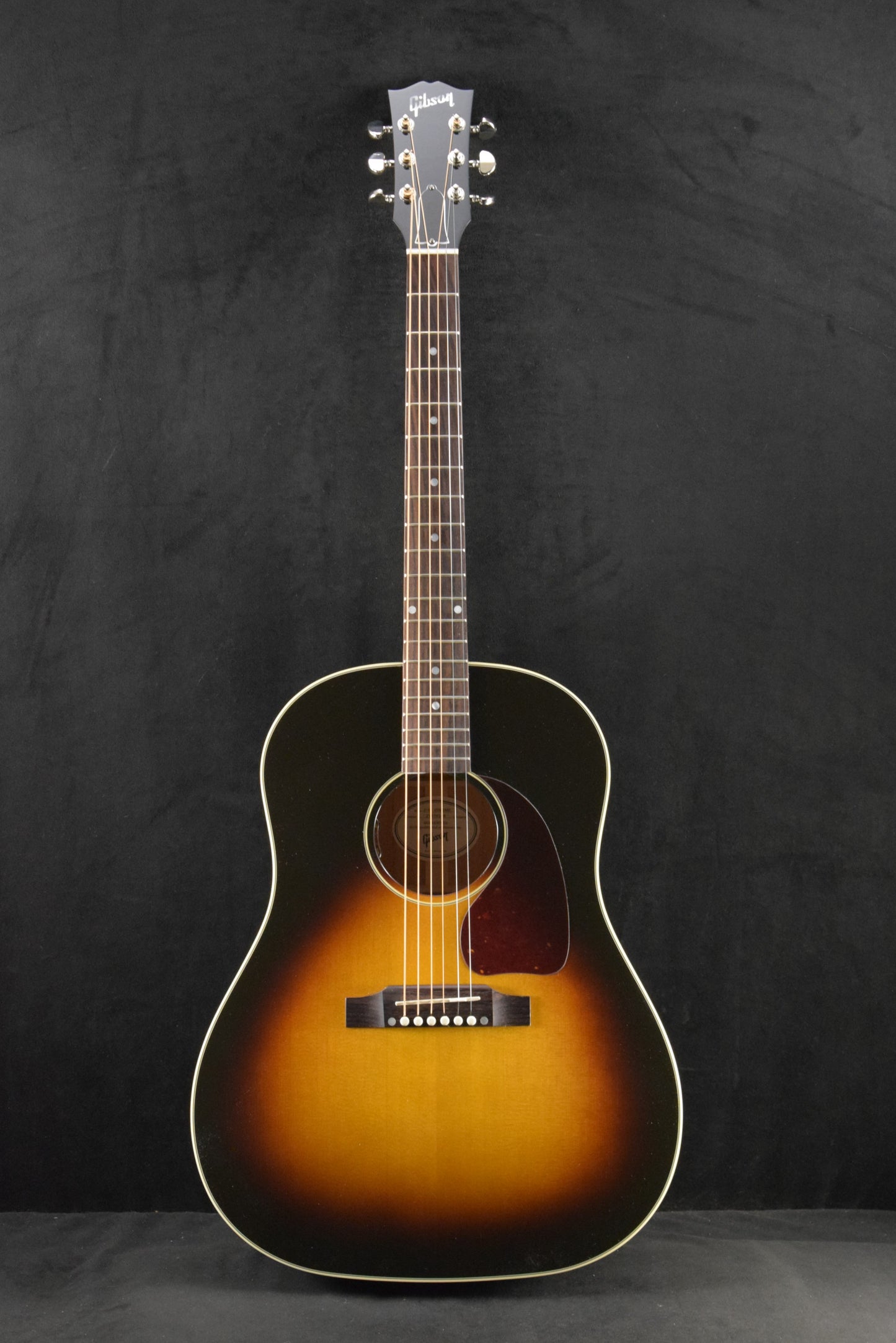 Gibson J-45 Standard Vintage Sunburst