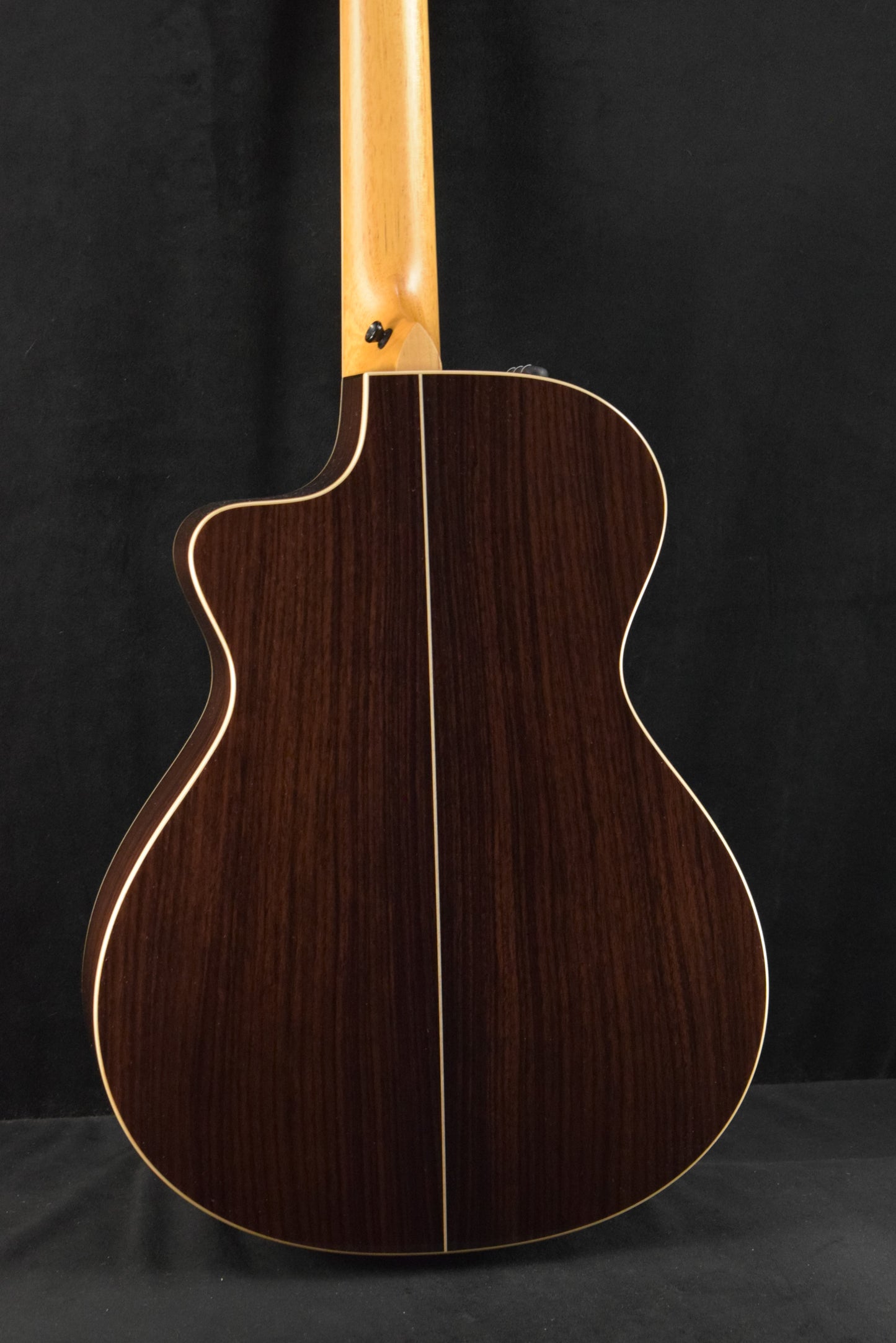 Taylor 812ce-N Nylon-String 12-Fret Natural