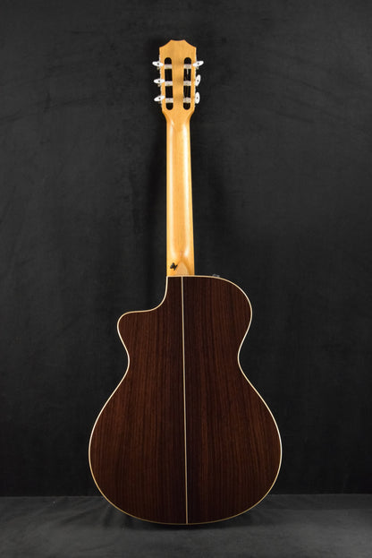 Taylor 812ce-N Nylon-String 12-Fret Natural